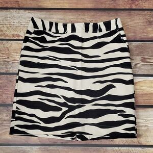 𝅺MERONA Skirt Cream Black Zebra Stripe Size 8 Knee Length
